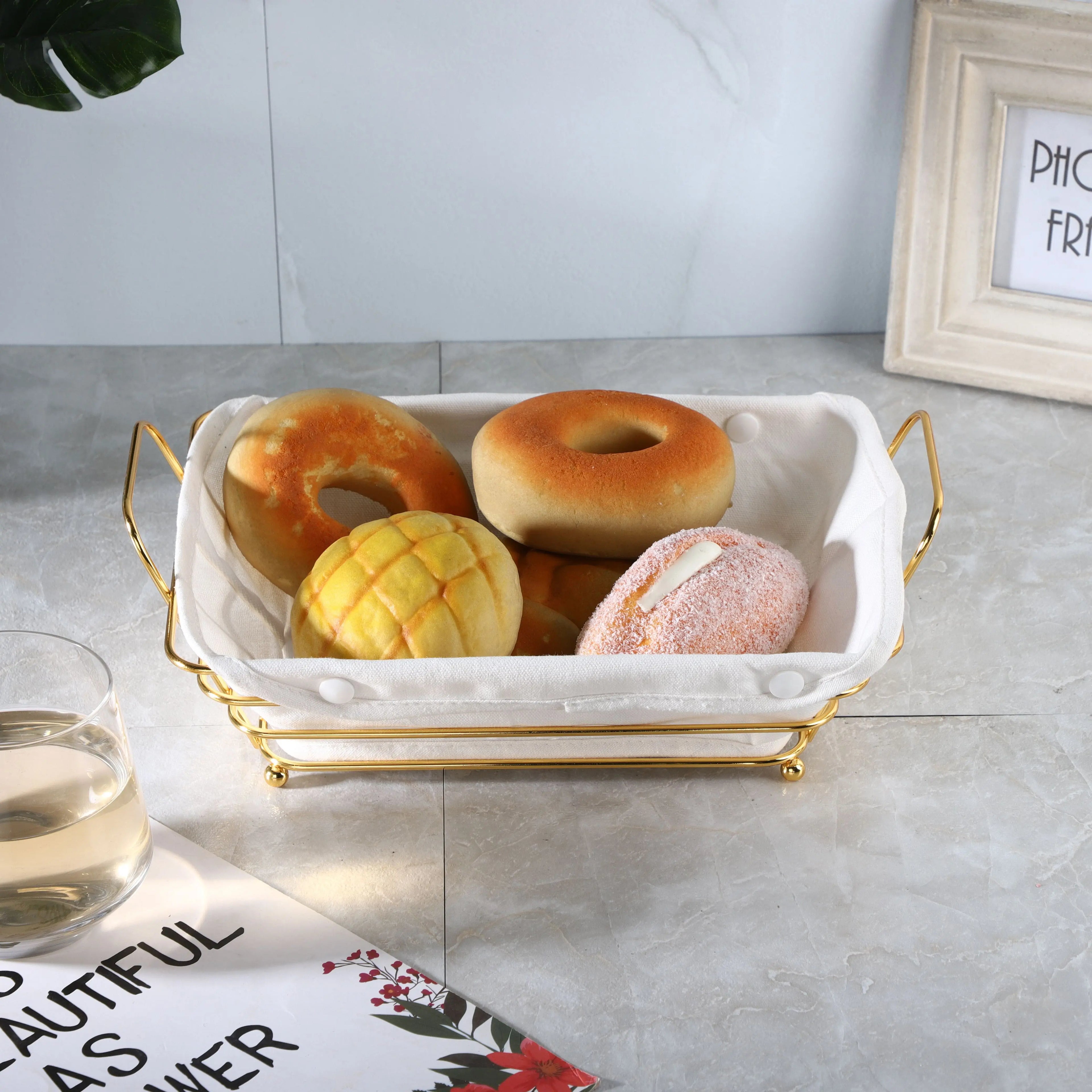 Metal Fruit Storage Basket, Snacks Storage And Organizer Plate